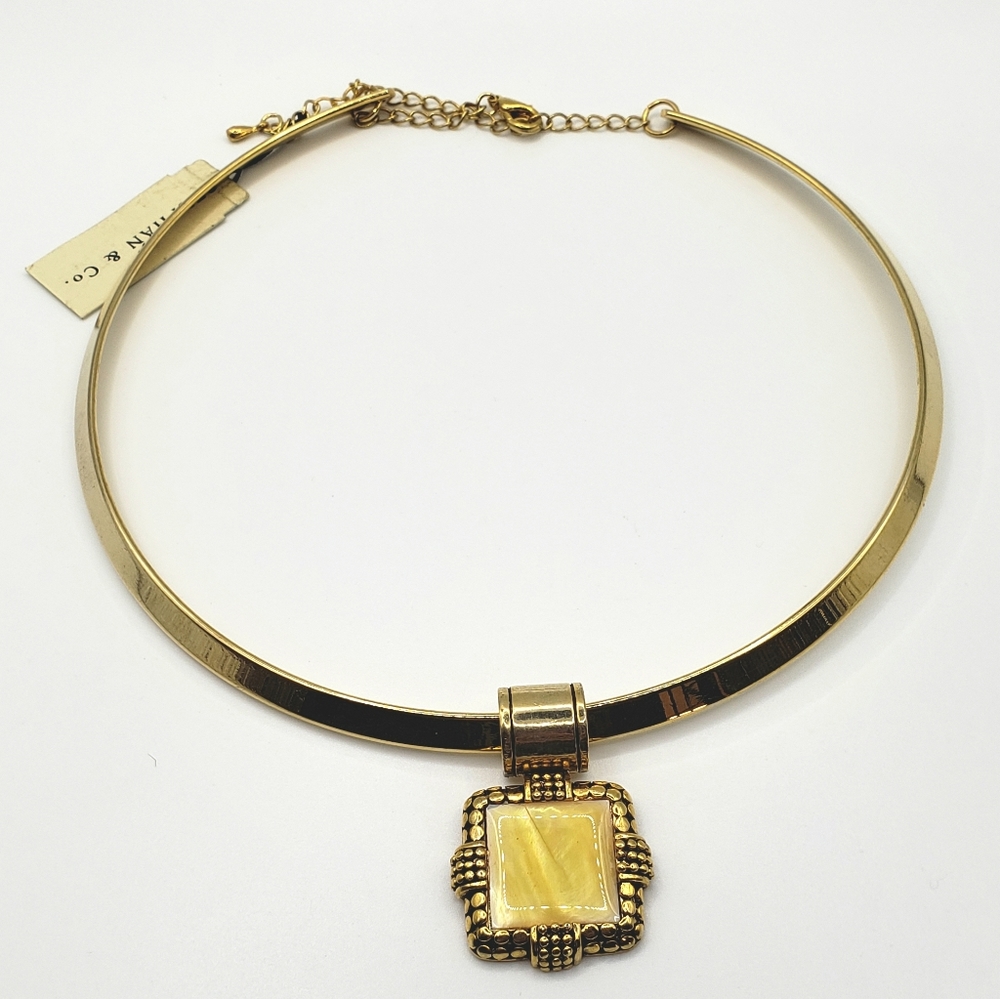 Stephan & Co Circle Necklace